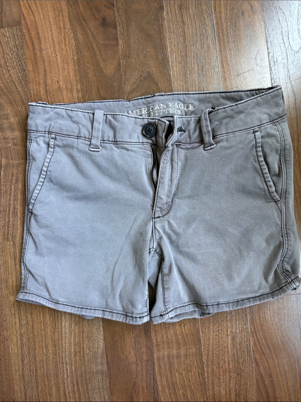 American Eagle Outfitters Women's Light Gray Chino Bermuda Shorts
